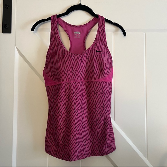 Nike Tops - Nike Chevron Tank Too
